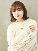 PLAISIR草加　外ハネボブミルクティーベージュ切りっぱなしボブ