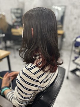 ミコ(MICO hair) 暗髪×インナーカラー