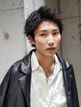 ライラ(Lyla) リバーススパイキーショート