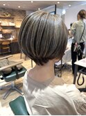 ショートヘアハーフハイライト