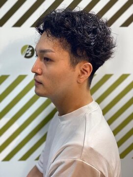 バーバーバー 四谷(BARBER-BAR) コンマパーマスタイル