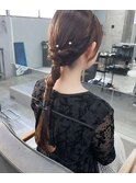 タイト＆フェミニンのローポニー