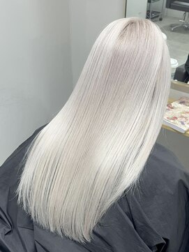 ユウル 横浜(juhl.) ホワイトシルバーケアブリーチダブルカラーブリーチ/横浜/横浜駅