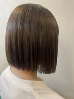 タバサ ジーアンドコウ(tabasa G&Co) 切りっぱなしボブ