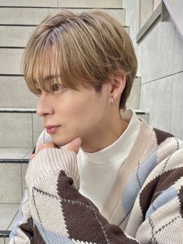 ロンドルーナ 岐阜(Lond Luna)の写真/《センターパートの韓国スタイル》毛先の流れまで重視したパーマで細かなニュアンスまで再現◎[韓国/岐阜]