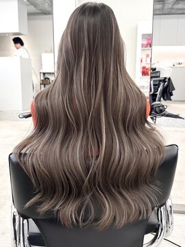 ネイロ バイ ジルブラン 葛西(NeiRo by JIL BLAN) ハイライト白髪ぼかしダブルカラーインナーカラーショートボブ