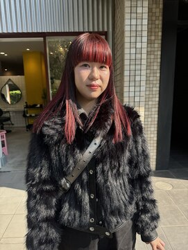 シイ(SIE) 赤髪デザインカラー