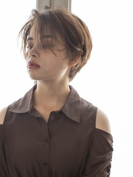 アメリエギャルソン 武蔵浦和店(amelie et garcon) センター分けショート ［amelie 武蔵浦和］