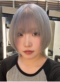 ブリーチカラーシルバーアッシュ