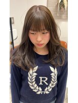 ゼル イオンタウン名西(ZELE) 透明感olive brown color