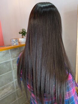 手触りの良い柔らかなニュアンスストレートに♪