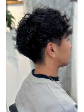 リア(Li'a) ナチュラルパーマ＋イケオジ＋清潔感