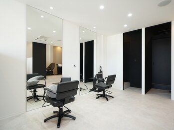 オト(OTO)の写真/完全マンツーマンでお客様一人ひとりの個性を大切に…♪プライベート空間であなただけのsalon timeを。