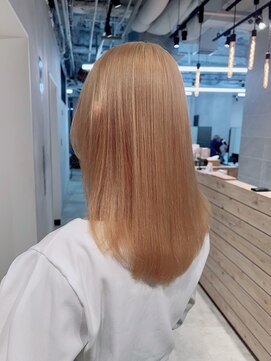 エイト 梅田店(EIGHT umeda) ミルクティーベージュ