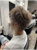 ブロンドスパイキー