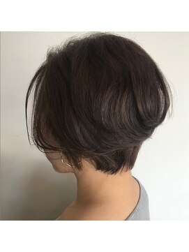 ヘア スペース シュシュ(HAIRSPACE chou chou) 上品ショート