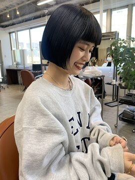 チェスト 神戸本店(CHEST) 【永久ひろ美】　ぱつっとボブ