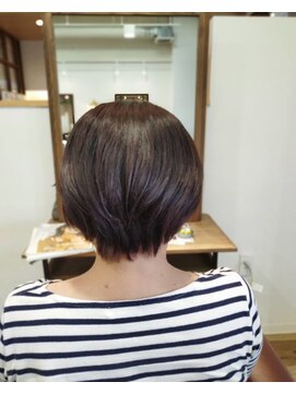 オズ エフ(ｏｚ ｆ［e・f］) ショートボブスタイル