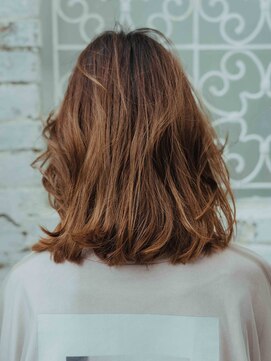 ヌル いわき(neul) 大人ミディアムスタイル☆【いわき】