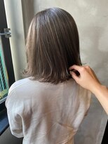 ヘアーエバリーズ(hair Everies) ベージュ×外ハネボブ