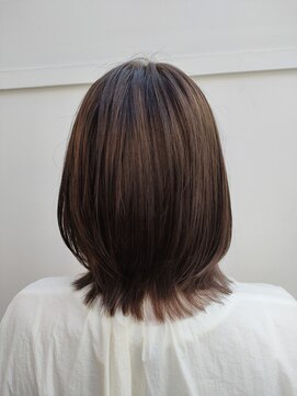 イヴァン アンド リズ 奈良店(IVAn ＆ LIZ) #ミディアムヘア#ショートカット