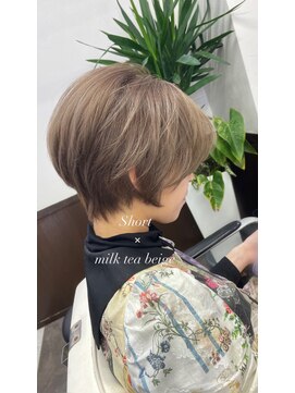 ムーブ(Moob) ショートスタイル 短過ぎない"大人美人ショート"【別府】