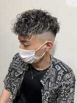 スラッシュ(SLASH)&nbsp;スペインカール/ツイストスパイラル/ホワイトメッシュ