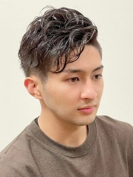 ラギッド 大野城店(RUGGED) 束感ツイストスパイラルツーブロック刈り上げメンズショート