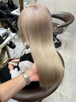 ロンド レア 天神大名店(Lond Le’a)&nbsp;天神大名ダブルカラーケアブリーチハイトーンホワイトベージュ