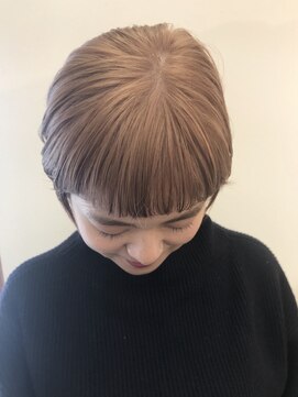 オンカン(onkan) ラベンダーベージュカラー／マッシュショート