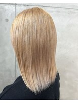 シロ(SHeIRO) ハイトーンブロンドベージュ