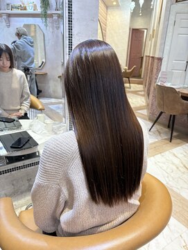 ロンドローズ 名古屋(Lond damaskRose) ブリーチ 学割 オリーブベージュ レイヤーカット リタッチ528