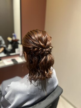 グランミーツ(Grand meets) ふわふわハーフアップ