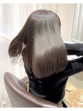 フルールバイアヴァンスクロス(Flulu by avance. cross) 美髪/髪質改善ストレート/東梅田/美容室