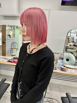 ヒビヲ(HIBIO) ショートボブ切りっぱなしボブタッセルボブ韓国 ピンクベージュ