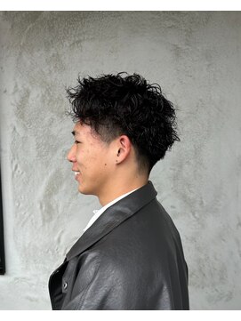 リベルタ(LIBERTA) 大人カッコいいメンズパーマスタイル