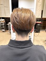 レッド(ReD) 前下がりセンターパート ワンカラー