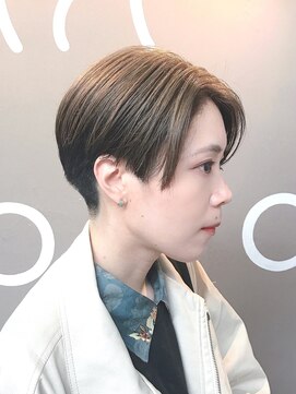 レプリカ 上大岡(Replica) アウターカラー×ハンサムショート