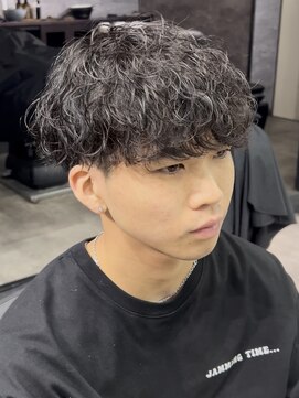 フィフス 大分(fifth) 大分メンズツーブロック刈り上げマッシュ波巻きスパイラルパーマ