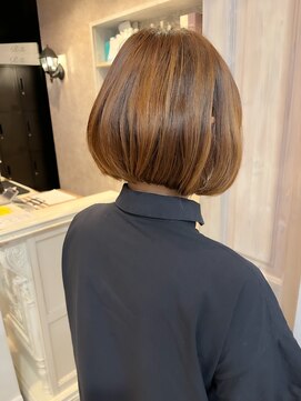 キャアリー(Caary) 福山人気ワンカールパーマ10代20代30代艶髪美髪ボブ簡単セット