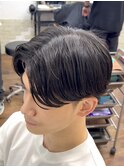 メンズセンターパート　刈り上げニュアンスパーマナチュラル