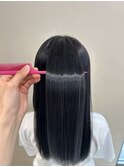 髪質改善カラー　ブルーブラック　ツヤ髪スタイル