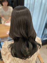 アリュウル 表参道 青山(Allure) 赤み消し!オリーブグレージュ×レイヤーカット◯伊藤