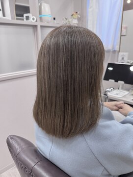 カミノワ(kaminowa) 白髪率40%おすすめヘア/神戸/三宮/脱白髪染め/白髪ぼかし/