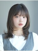ミディアムレイヤー・ボブ/絶壁解消/20代/３０代/長め 