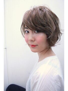 ルークス 中央林間(LOOOKS) グレージュ×無造作ショート　大人のラフさを演出