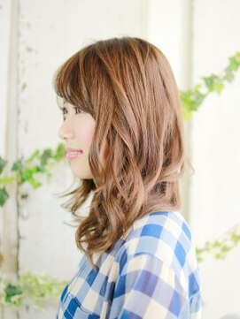 ヘアメイク ナル(hair make nalu) リラックスカールのパーマスタイル