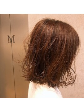 ヘアサロンM 新宿 レイヤーロブ