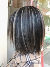 ヘアー ブランコ(hair Blanco) ハイライト&フルカラー♪ダークグレー~ホワイトベージュ