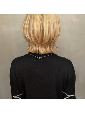 アトロ(Atoro) ハイトーン×ボブウルフ